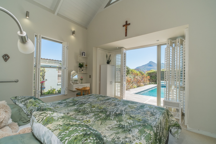 3 Bedroom Property for Sale in Lake Michelle Western Cape